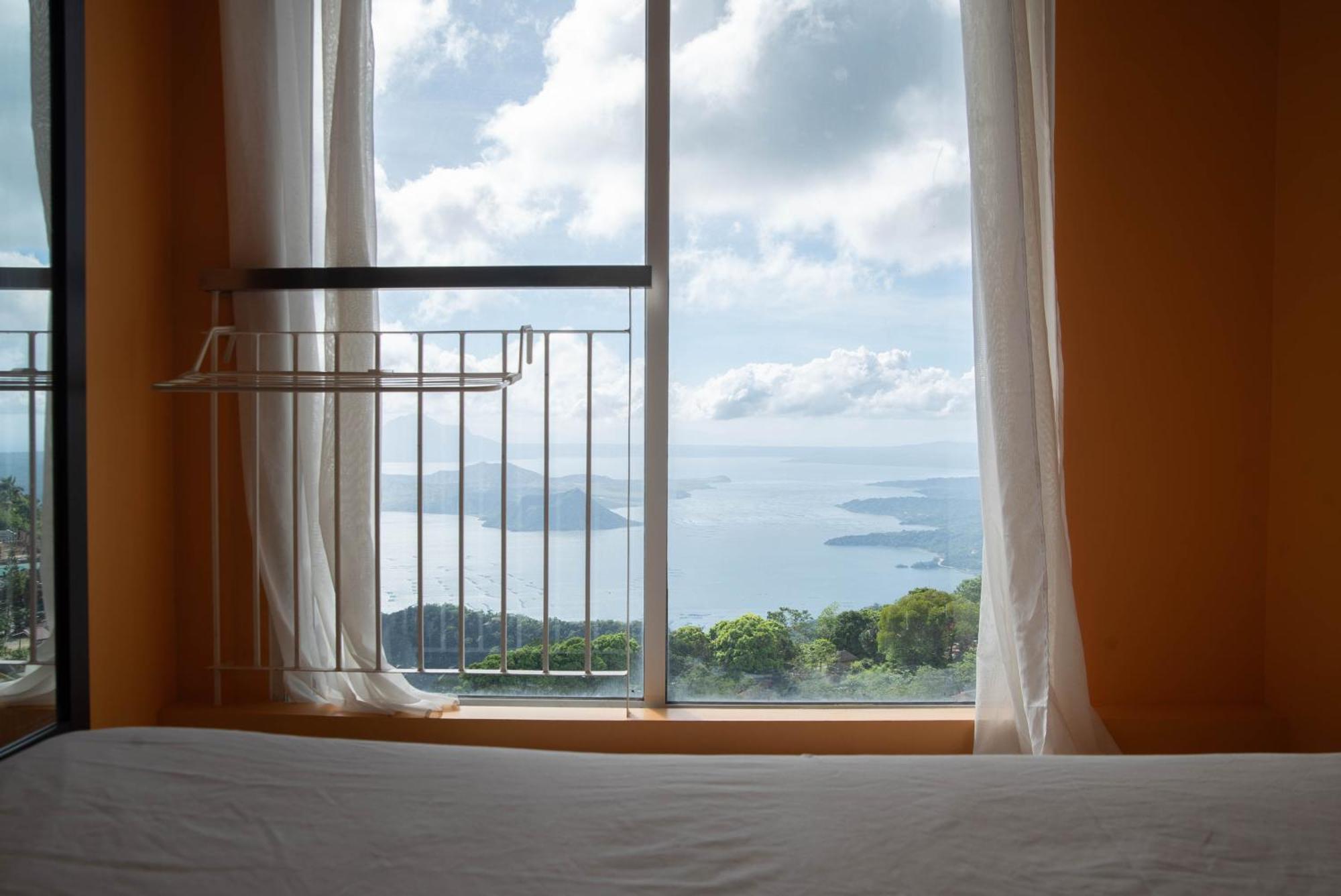 Wind Residences For Rent - Luiice タガイタイ エクステリア 写真